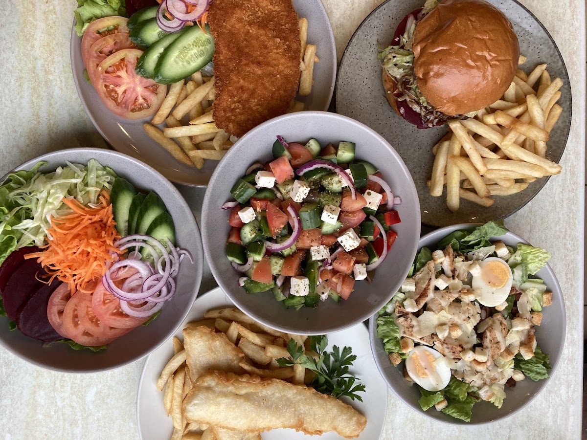 HANGRY Cafe & Catering