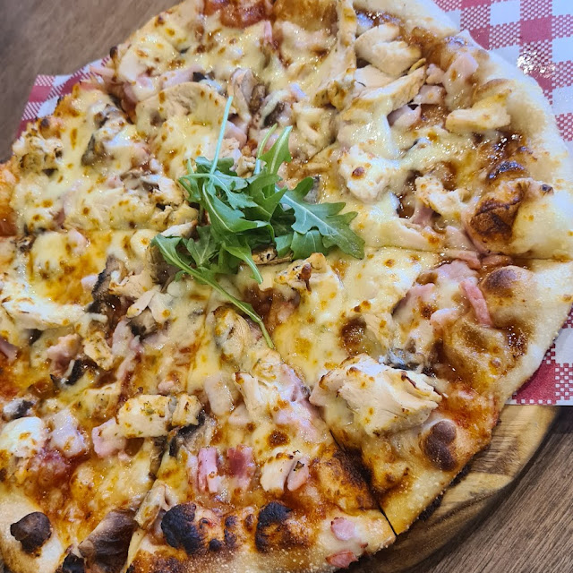 Chicken Pizza